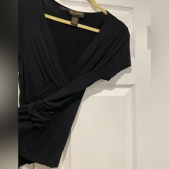 Steven Edwards Size S Black Soft Stretchy Short Sleeve Twist Front V Neck Top - Picture 4 of 8